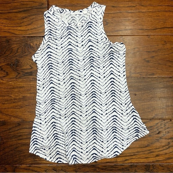 Athleta arrowhead breezy tank - Picture 1 of 5